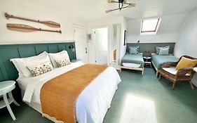 Thistledown House B&b